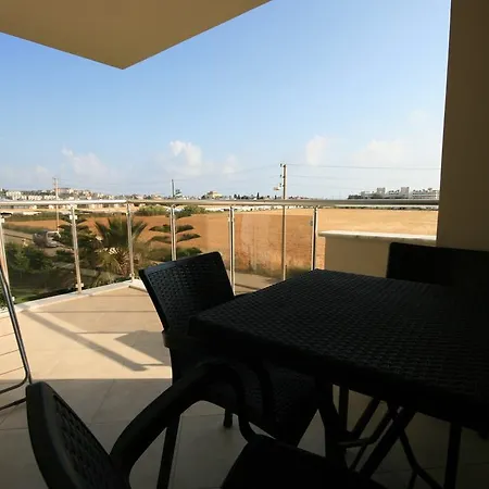 Apartamento Holiday At Orion City Avsallar